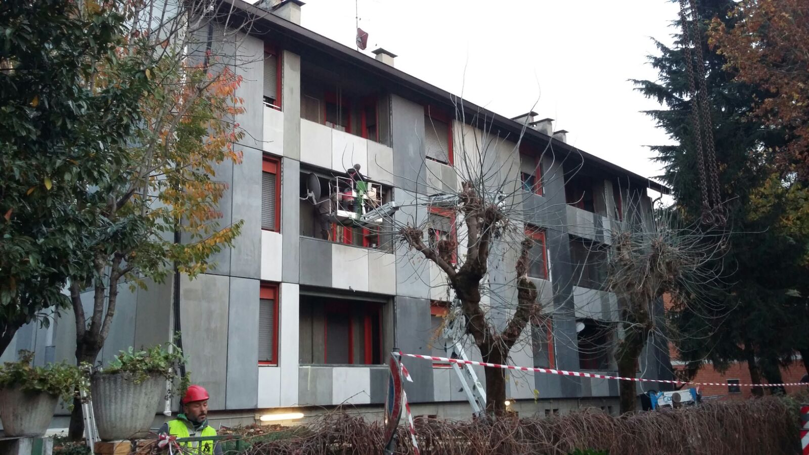 Envelope approach to improve sustainability and energy efficiency in multi-story multi-owner residential buildings Envelope approach to improve sustainability and energy efficiency in multi-story multi-owner residential buildings